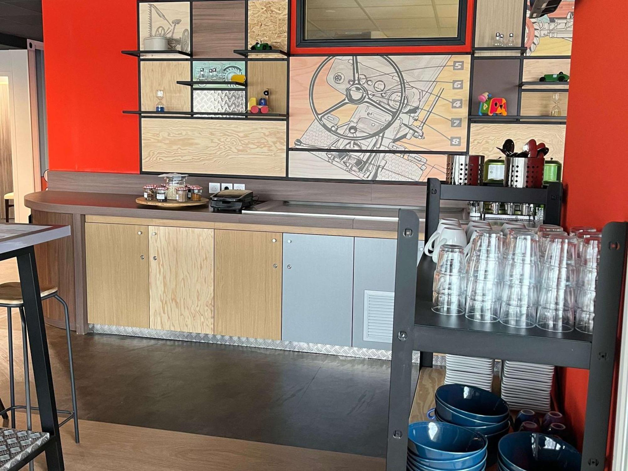 Hotel Ibis Styles Bourbon Lancy Exteriér fotografie